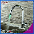 Fyeer Brass Sink LED Kitchen Faucet, Potencia por presión del agua, Sin batería Mezclador de agua Grifo Grifo